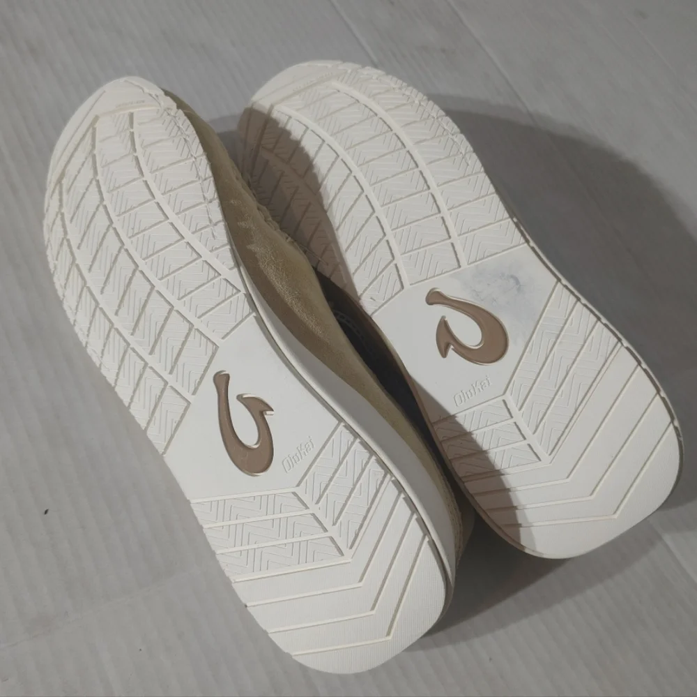 OluKai Ka'a Driver Golden‎ Sand Men's Suede Loafers Size 10.5